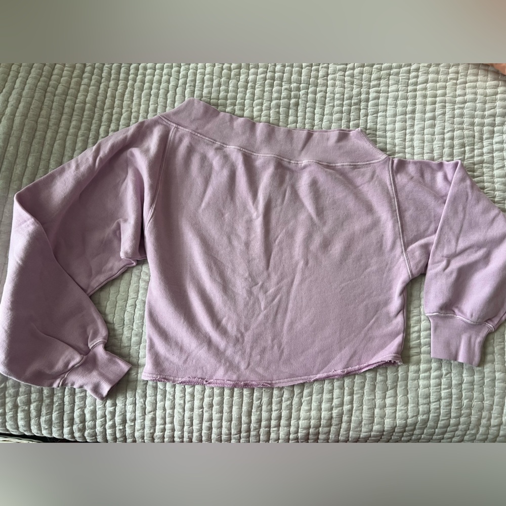 NWOT We The Free Lilac Cropped Off the shoulder Sweatshirt Top